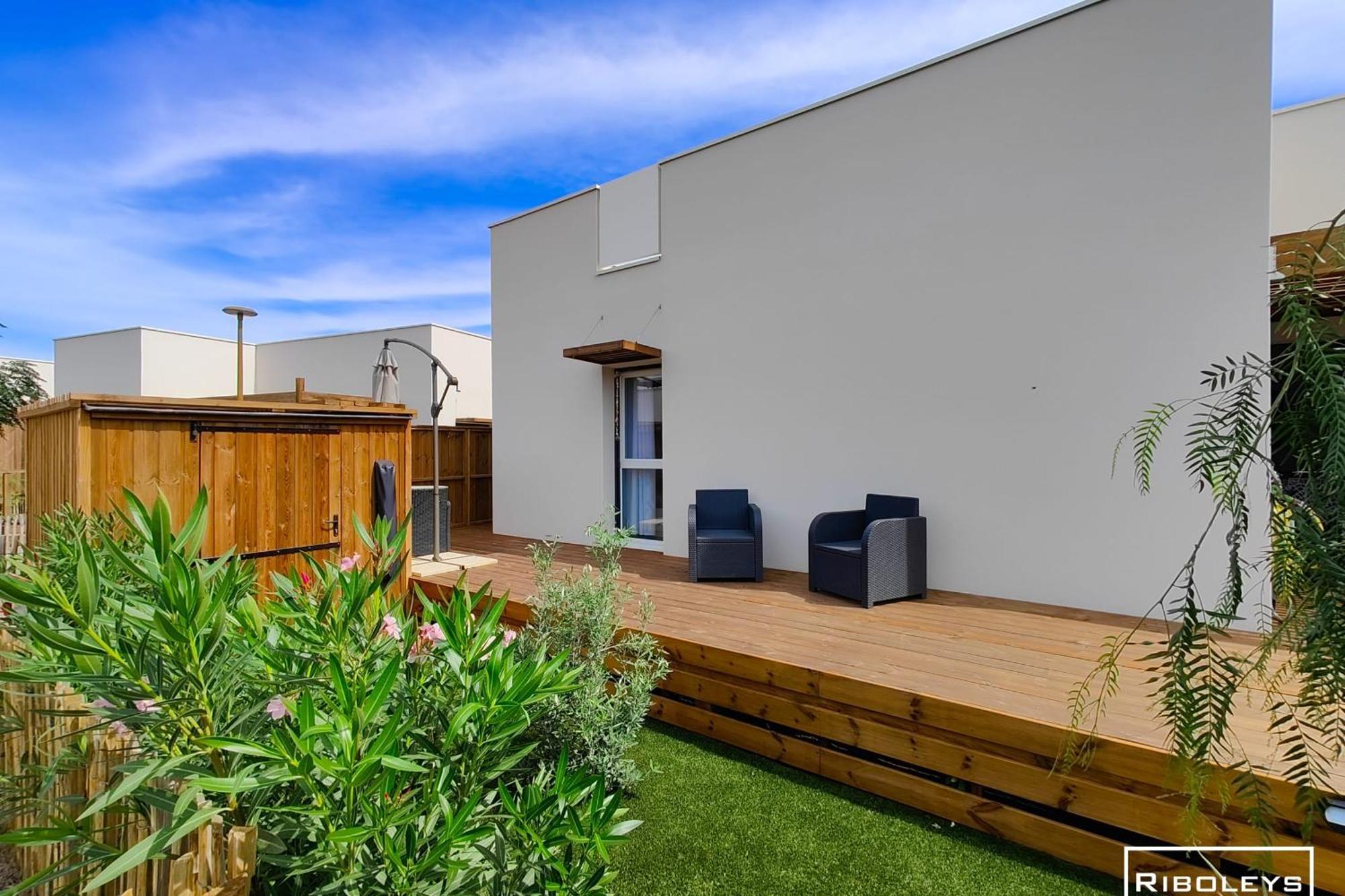 Villa T3 Climatisee En Residence Avec Piscine Vias Exterior photo